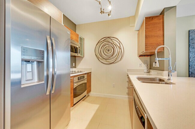 Foto del edificio - 480 Hibiscus St