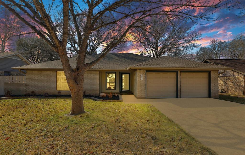 Foto principal - 1317 Meadgreen Cir