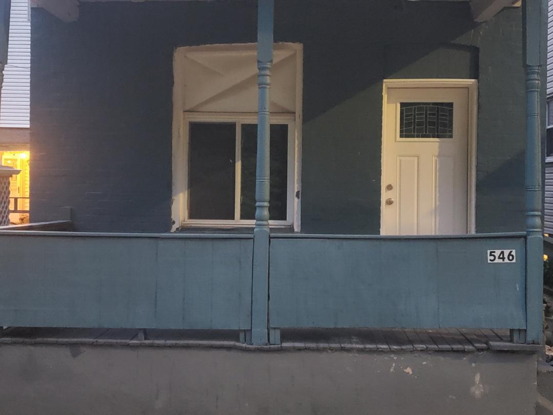 Foto principal - 546 Railroad St