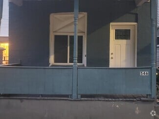 Building Photo - 546 Railroad St