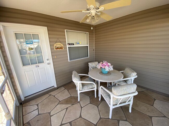 Building Photo - ANNUAL Lease – Turnkey 2+2 Patio Villa in the Desirable Village of Bonnybrook