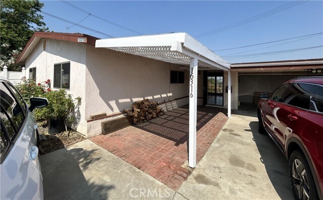 Foto del edificio - 16316 Kennard St