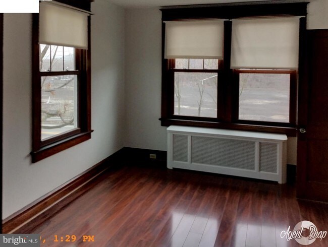 Building Photo - 319 W Lancaster Ave