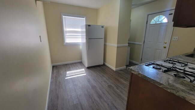 Foto del edificio - 5408 Speedway Ave