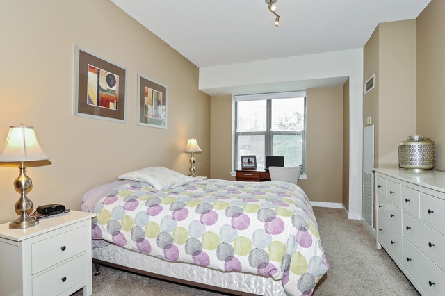 Foto del edificio - 41 E 8th St