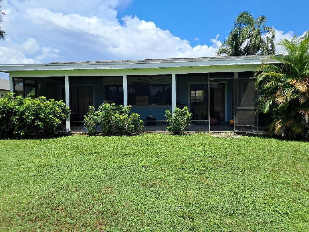 Foto del edificio - 462 SW Dalton Cir