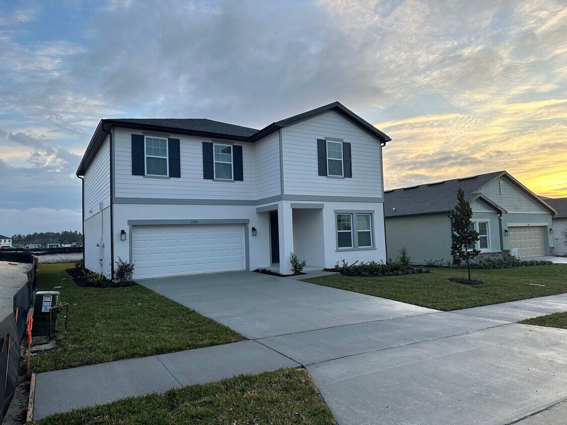 Primary Photo - Brand New Beautiful and Spacious Home in D...