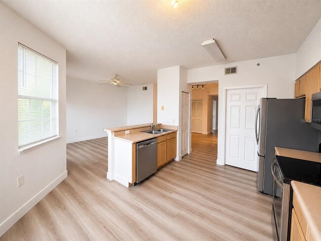 Building Photo - 10873 Windsor Walk Dr