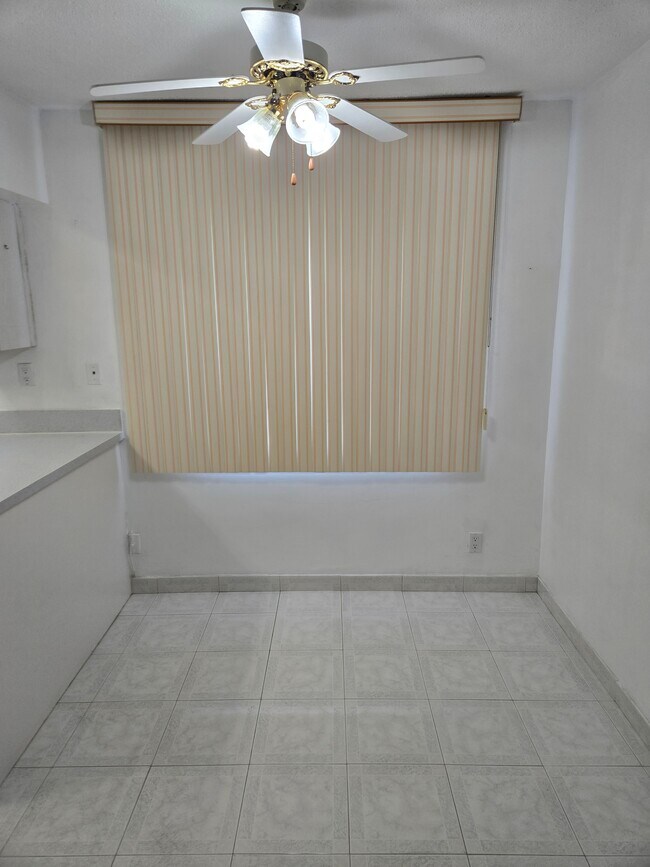 Foto del edificio - 2210 Taylor St