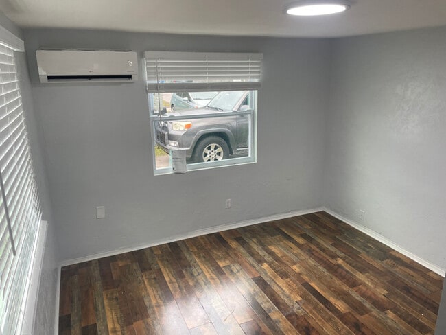 Photo - 917 56th Ave N Apartment