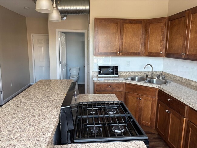 Foto del edificio - 580 Amherst St