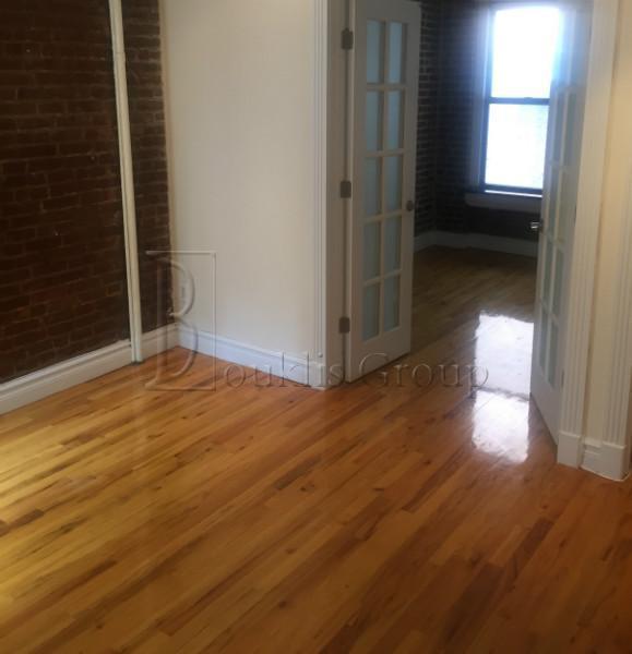 Building Photo - 201 E 23rd St