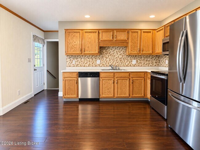Building Photo - 113 Shelvis Ct