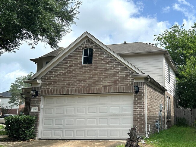 Foto del edificio - 18562 Carousel Creek Ct