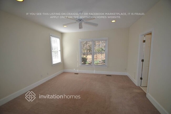 Foto del edificio - 1208 Champions Pointe Dr