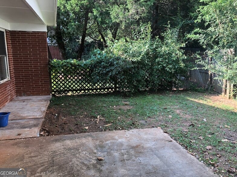 Building Photo - 1275 Venita Dr