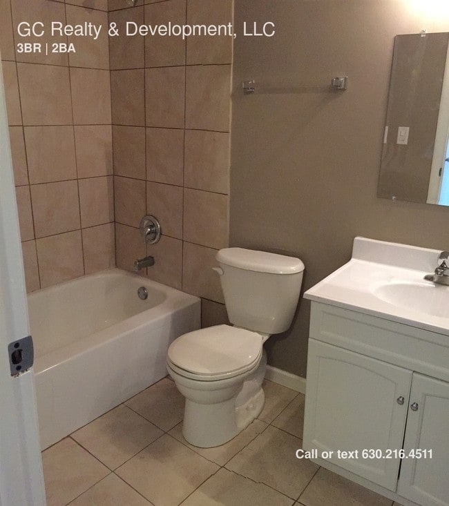 Building Photo - 1521 Crawford Ln