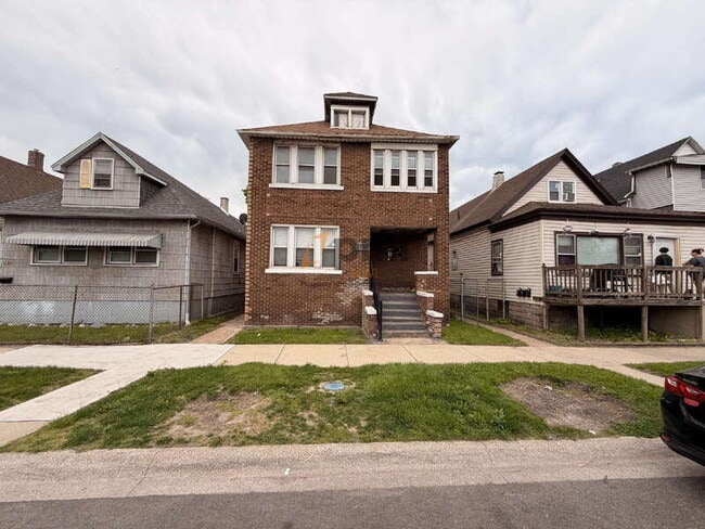 Building Photo - 3910 Catalpa St