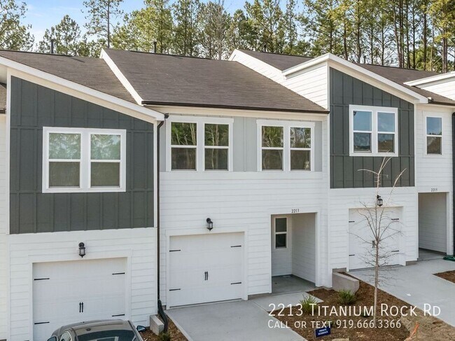 Foto del edificio - 2213 Titanium Rock Rd