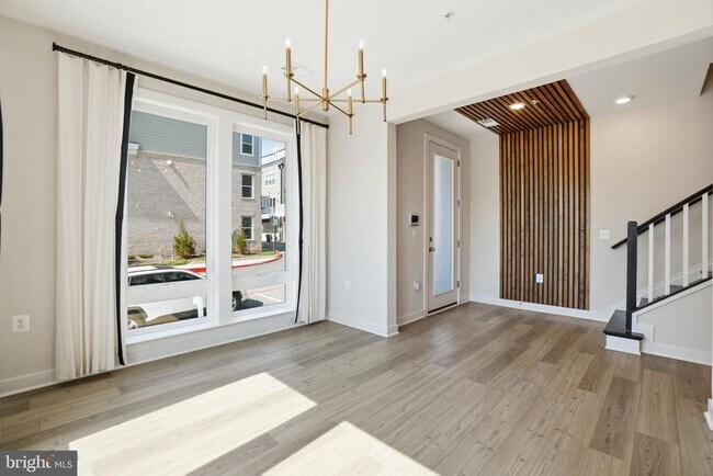 Foto del edificio - 3599 Aster St