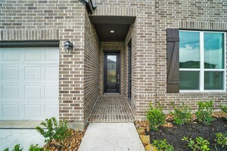 Building Photo - 31218 Anna Mdws Dr