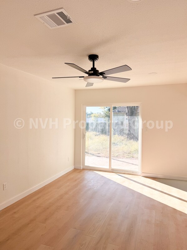 Foto del edificio - 308 E Bourn St