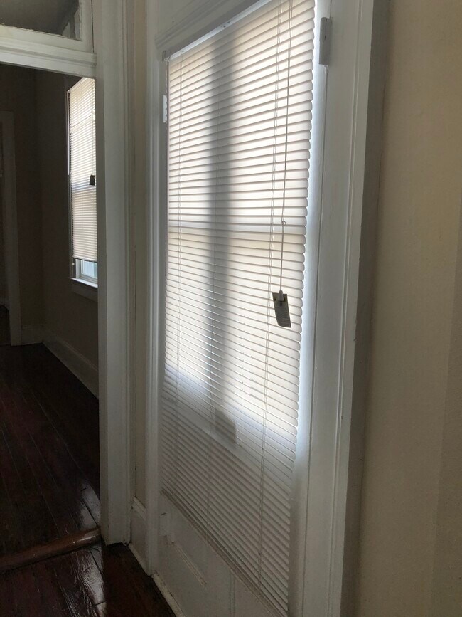 Hall - 505 S Rendon St