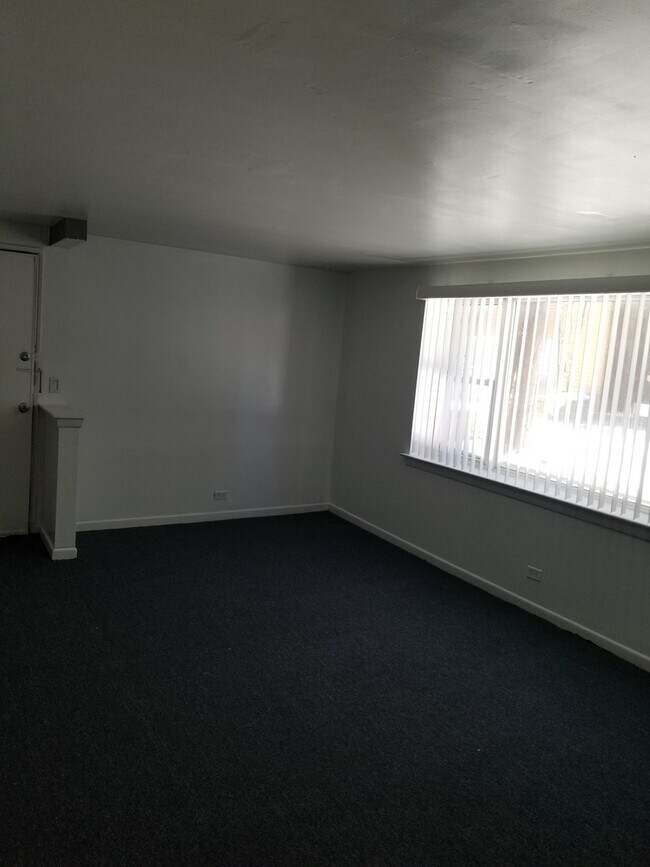 Foto del edificio - 410 E 109th St