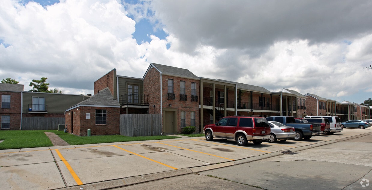 2726 Gehring Dr, Gretna, LA 70053 Apartments in Gretna, LA