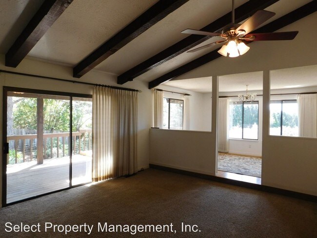 Building Photo - 3 br, 2.5 bath House - 5270 Xeno Place
