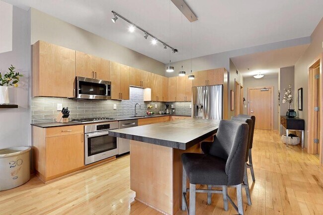 Foto del edificio - 401 N 2nd St