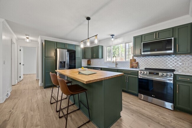Foto del edificio - 3057 Fountainview Ave
