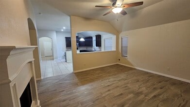 Building Photo - 10002 Blissfull Valley Ln