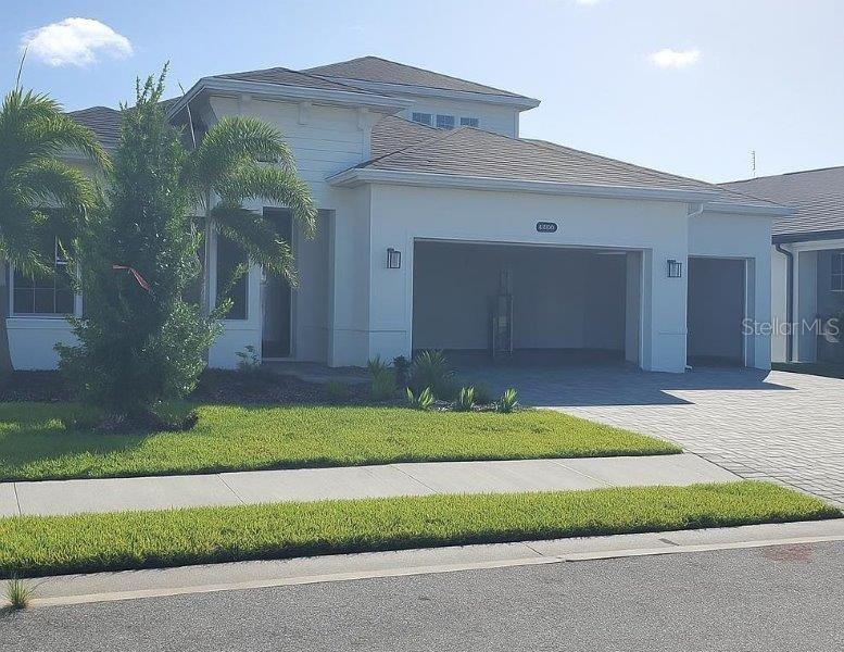 Foto principal - 16855 Castoro Dr