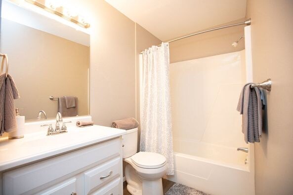 Foto del edificio - 1164 Brookview Dr