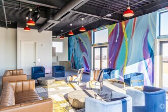 Interior Photo - 55 Washington St