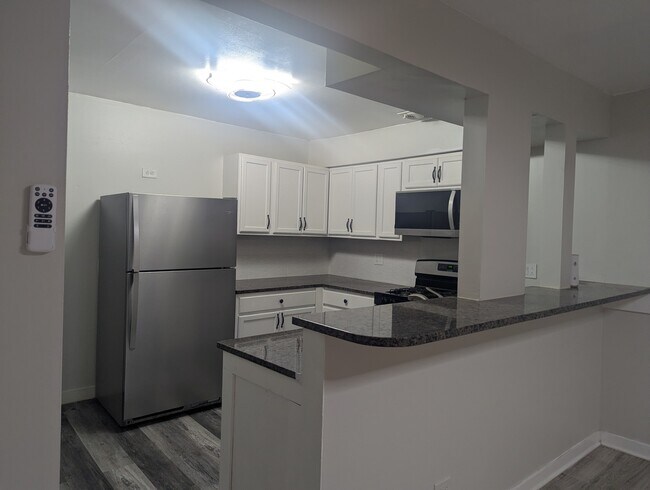 Foto del edificio - 7306 N Winchester Ave