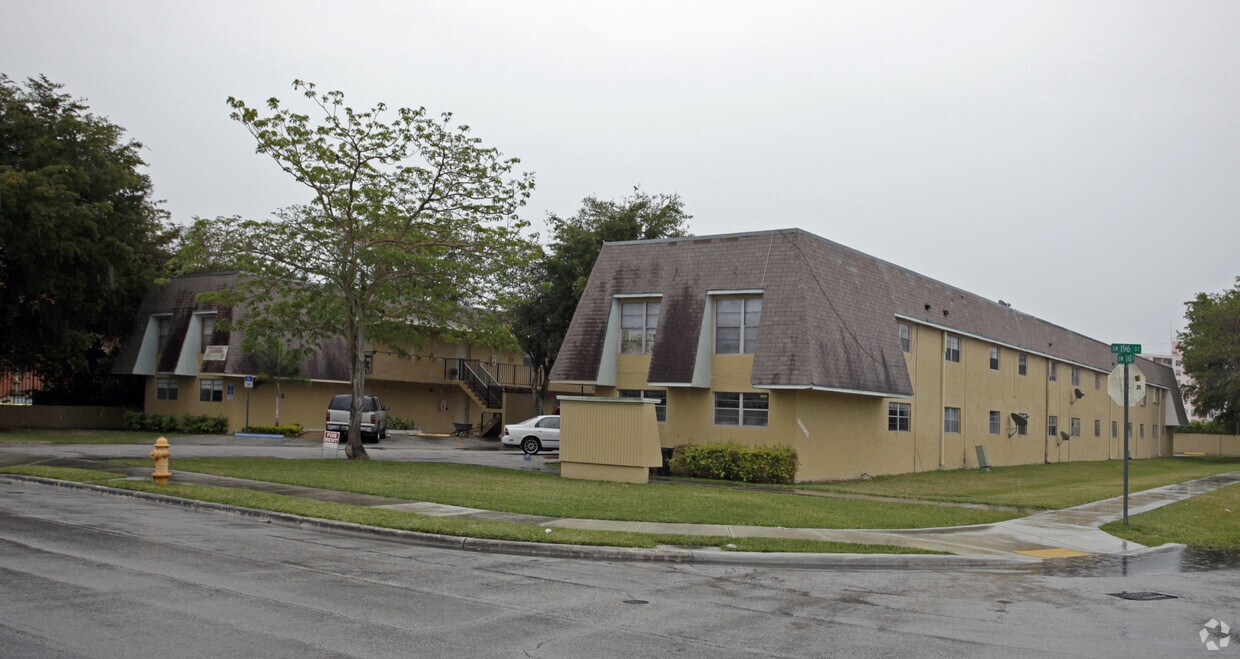 Building Photo - Timbercreek