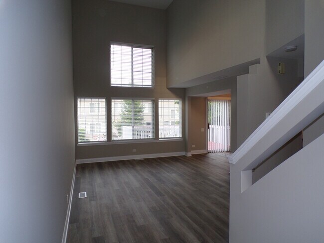 Building Photo - 421 Spaulding Rd