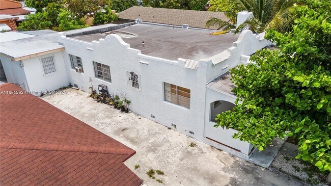 Foto del edificio - 2262 NW 5th St