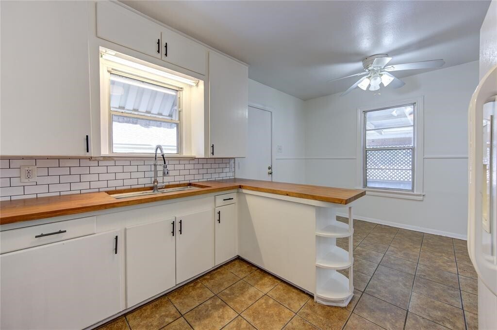 Foto del edificio - 1823 Tabor St