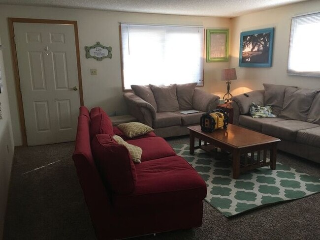 Building Photo - Beautiful Duplex in NW Loveland