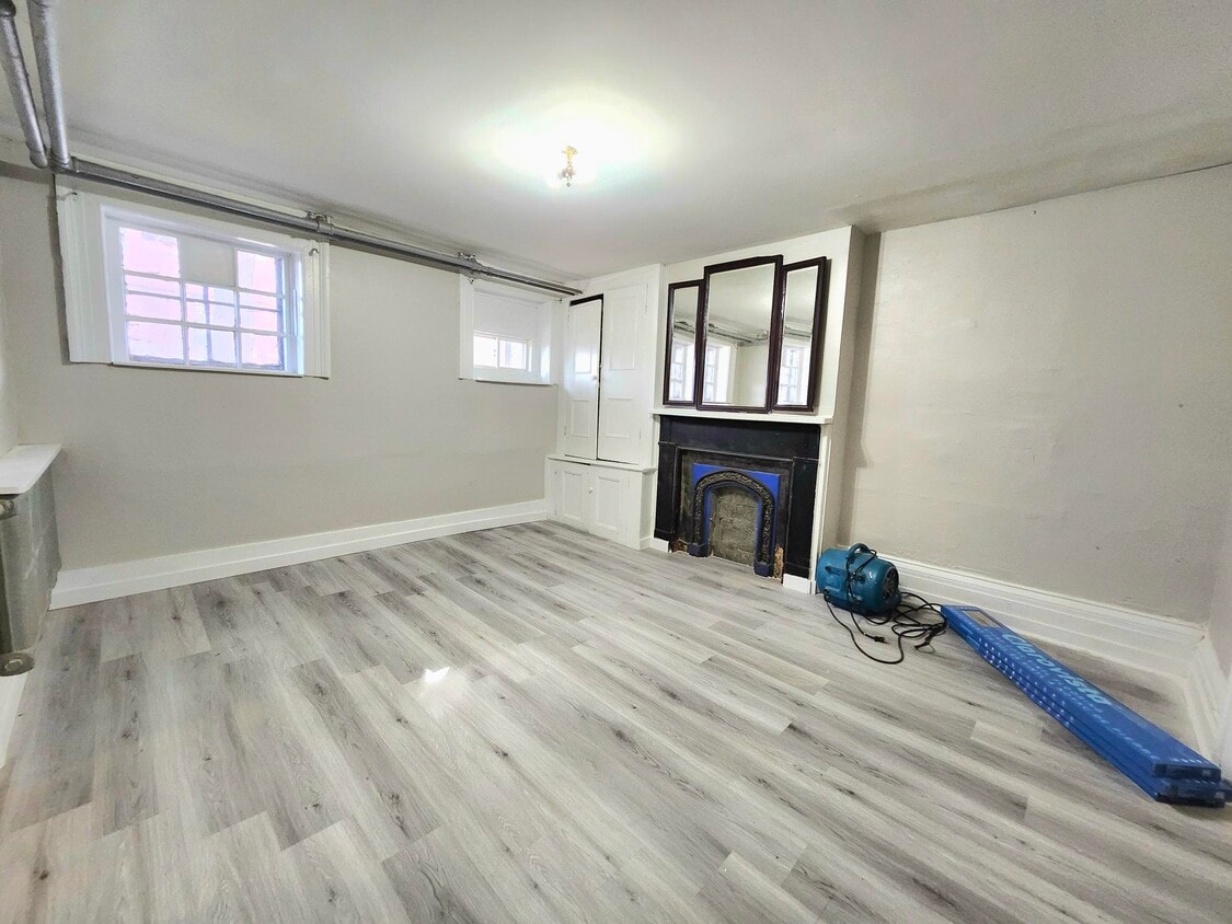 Photo principale - 91 Carleton St