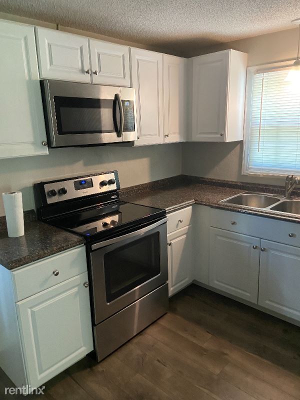 Building Photo - 2 br, 1 bath House - 2644 longview Rd.,,Pa.