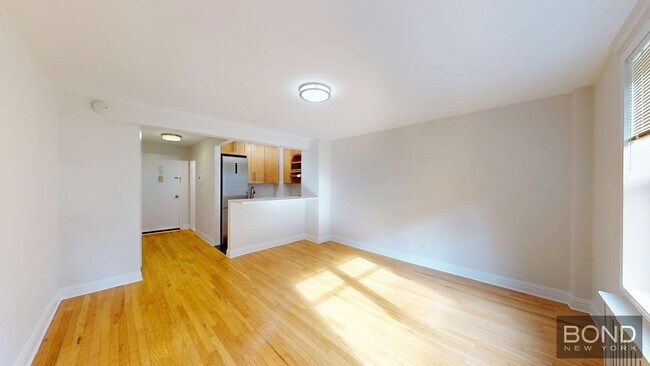 Foto del edificio - 151 West 16th-5H