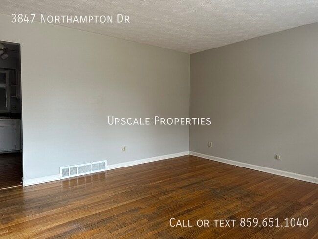 Foto del edificio - 3847 Northampton Dr
