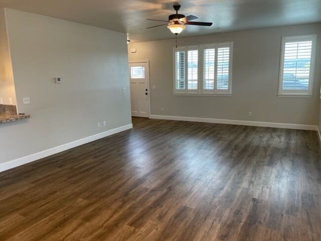 Building Photo - 3483 E Eaton Rd