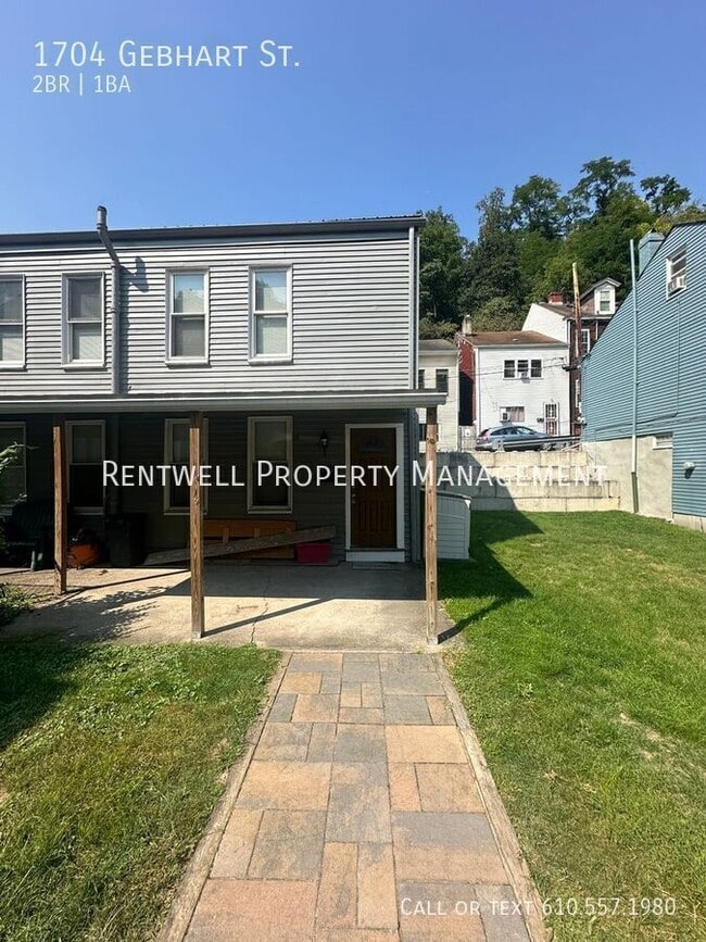 Building Photo - 1704 Gebhart St