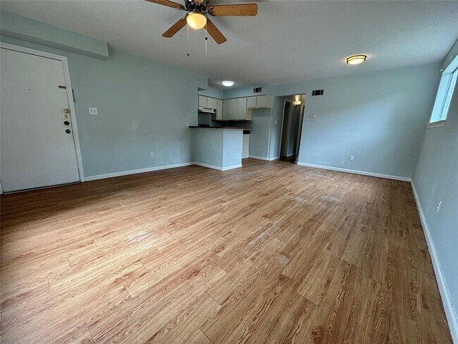 Foto del edificio - 607 Reed Ave