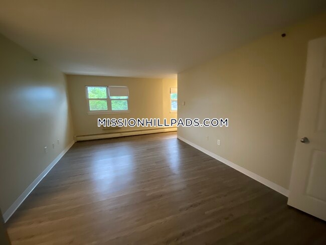 Building Photo - 38 McGreevey Way